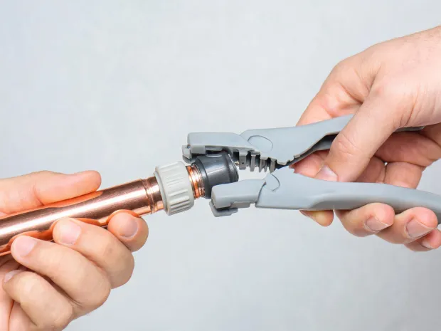 Removing a Sharkbite fitting